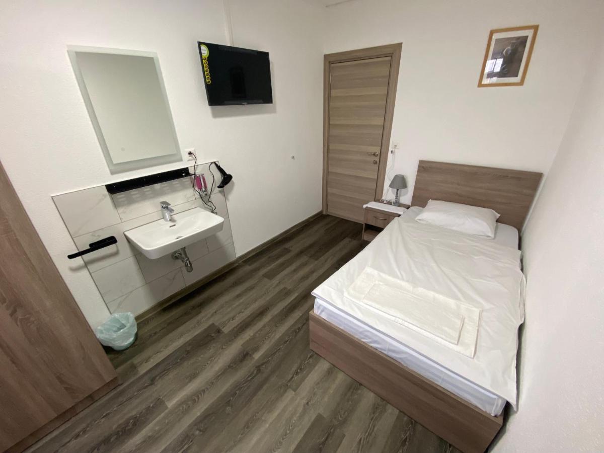 Hotel Da Luca Herzogenbuchsee 외부 사진